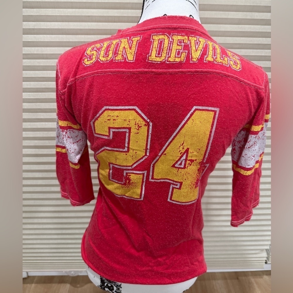 Arizona Red and Gold Graphic Tee - Picture 2 of 3